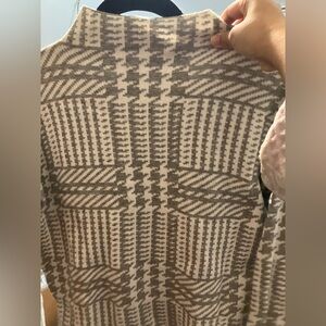 Mockneck Houndstooth Sweater - XS, NWOT